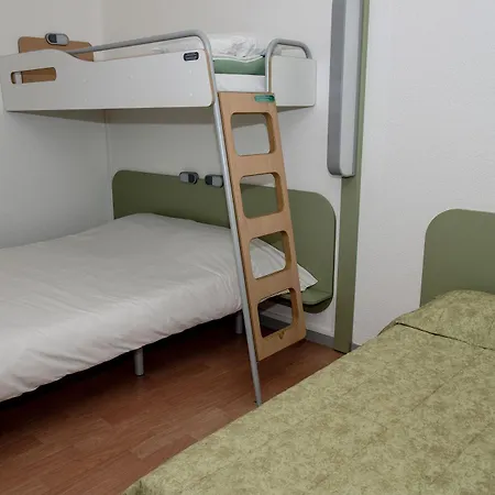 Kyriad Direct Lyon Nord - 2* Dardilly