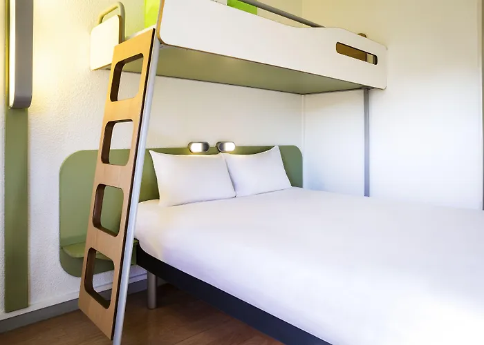 Kyriad Direct Lyon Nord - Szálloda Dardilly