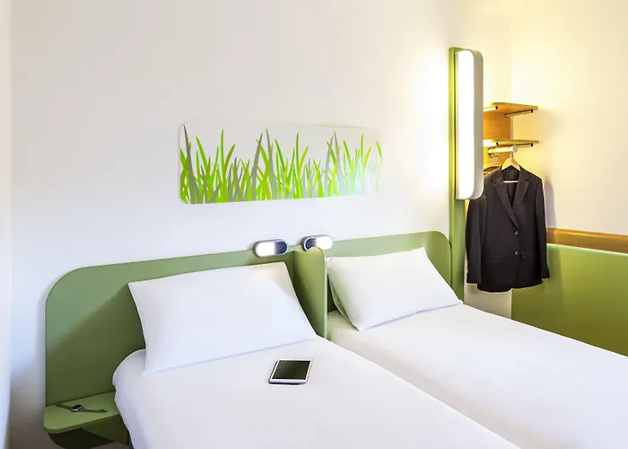 Kyriad Direct Lyon Nord - 2*