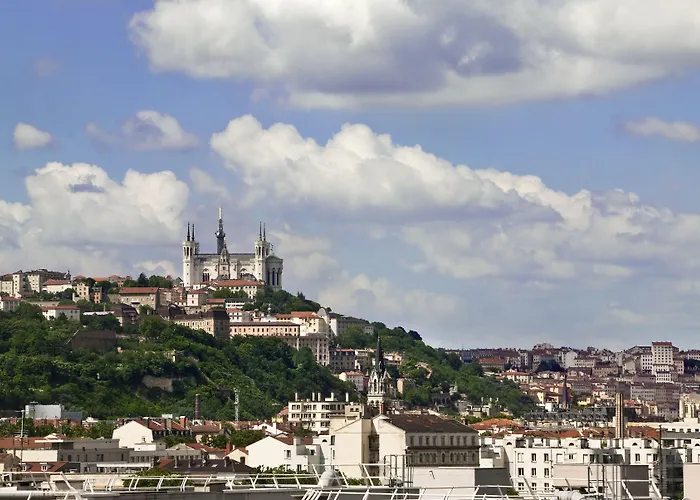 Kyriad Direct Lyon Nord - Dardilly
