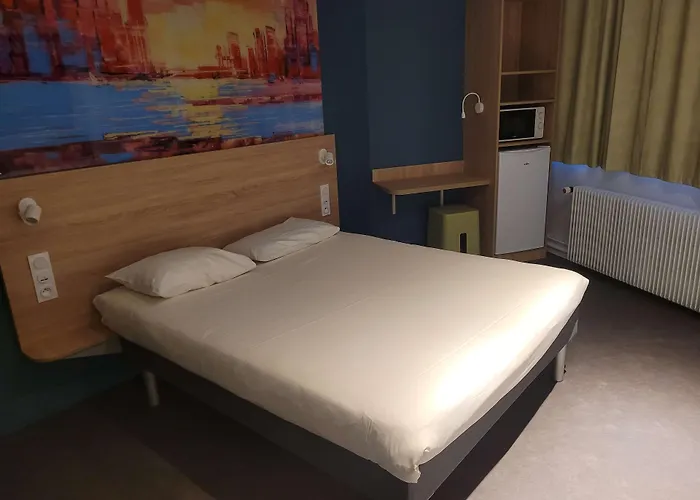 Kyriad Direct Lyon Nord - Szálloda