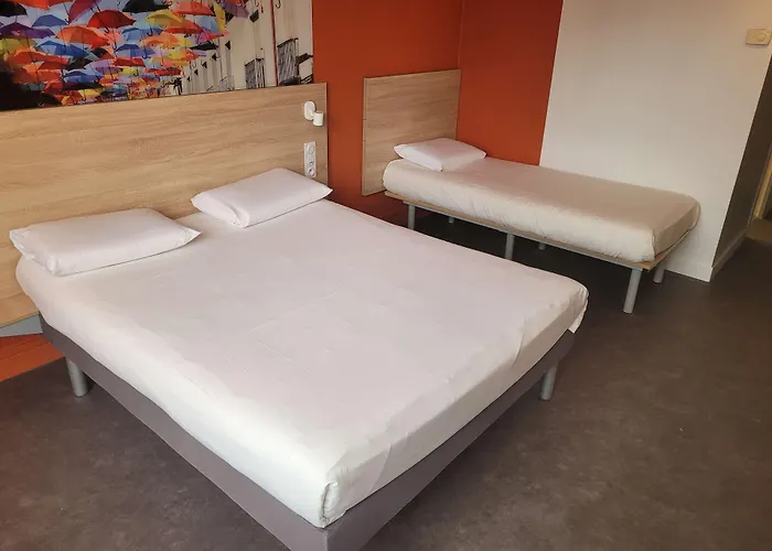Kyriad Direct Lyon Nord - 2*
