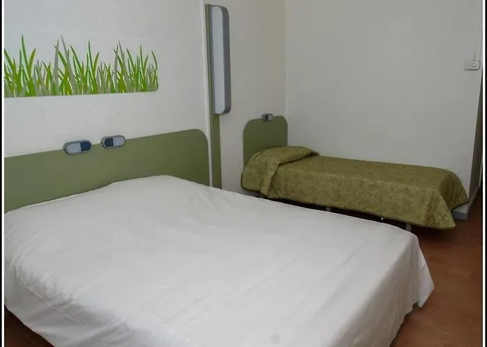 Szálloda Kyriad Direct Lyon Nord -