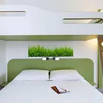 ホテル Kyriad Direct Lyon Nord -