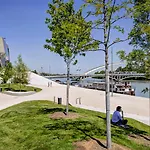 Kyriad Direct Lyon Nord -