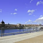 Kyriad Direct Lyon Nord - 2* Dardilly