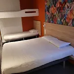 Kyriad Direct Lyon Nord - ホテル ダルディリー