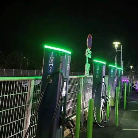 Kyriad Direct Lyon Nord - 2*