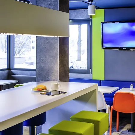 Otel Kyriad Direct Lyon Nord - Dardilly