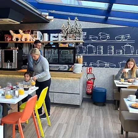 Kyriad Direct Lyon Nord - Ξενοδοχείο 2*