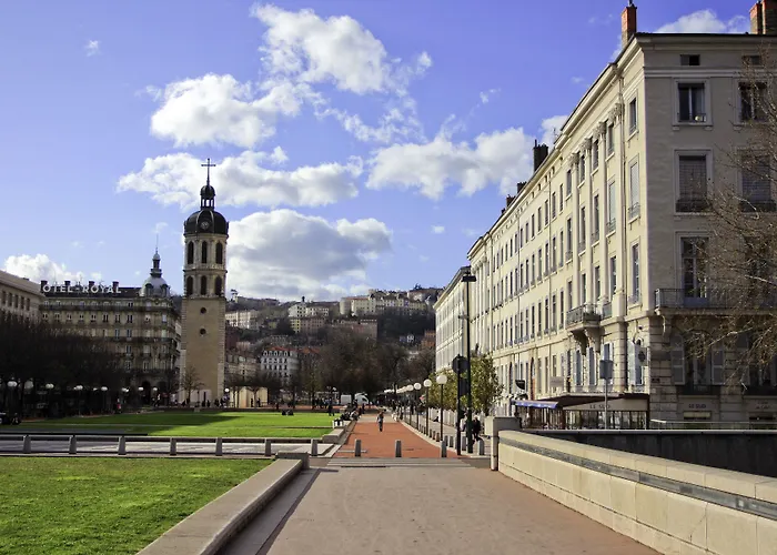 Hotel Kyriad Direct Lyon Nord -